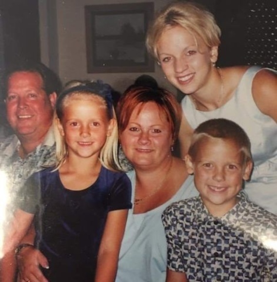 Meet your Posher, Carla - Picture 1 of 1